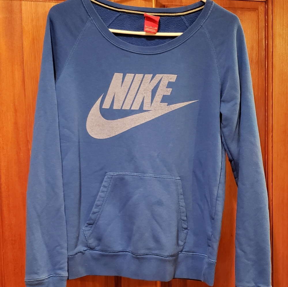 Nike sweatshirt